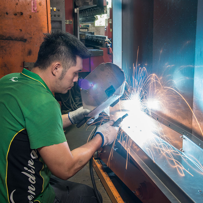 वेल्डिंग